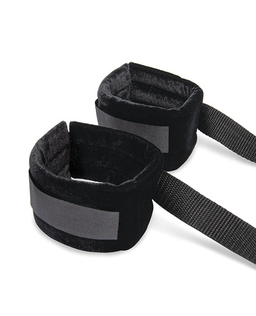 Lux Fetish 4 Pc Bondage Strap &amp; Flogger Kit